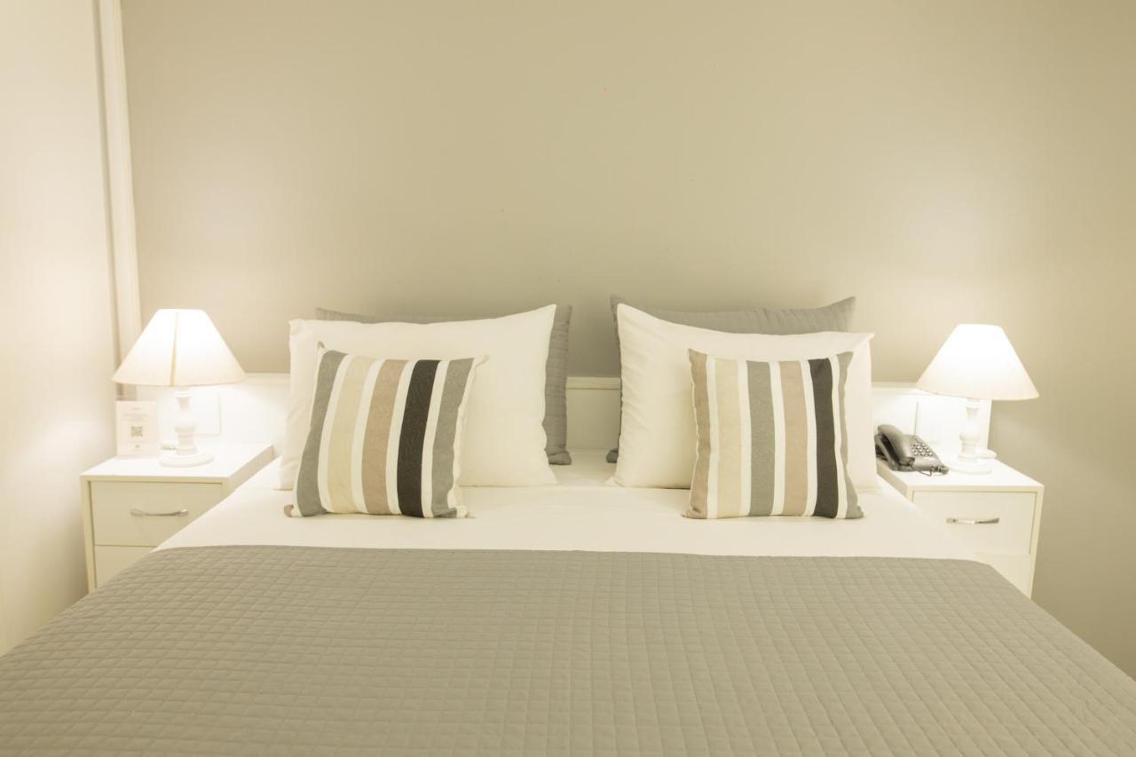 Angra Beach Hotel อังกราโดสเฮย์ส ภายนอก รูปภาพ